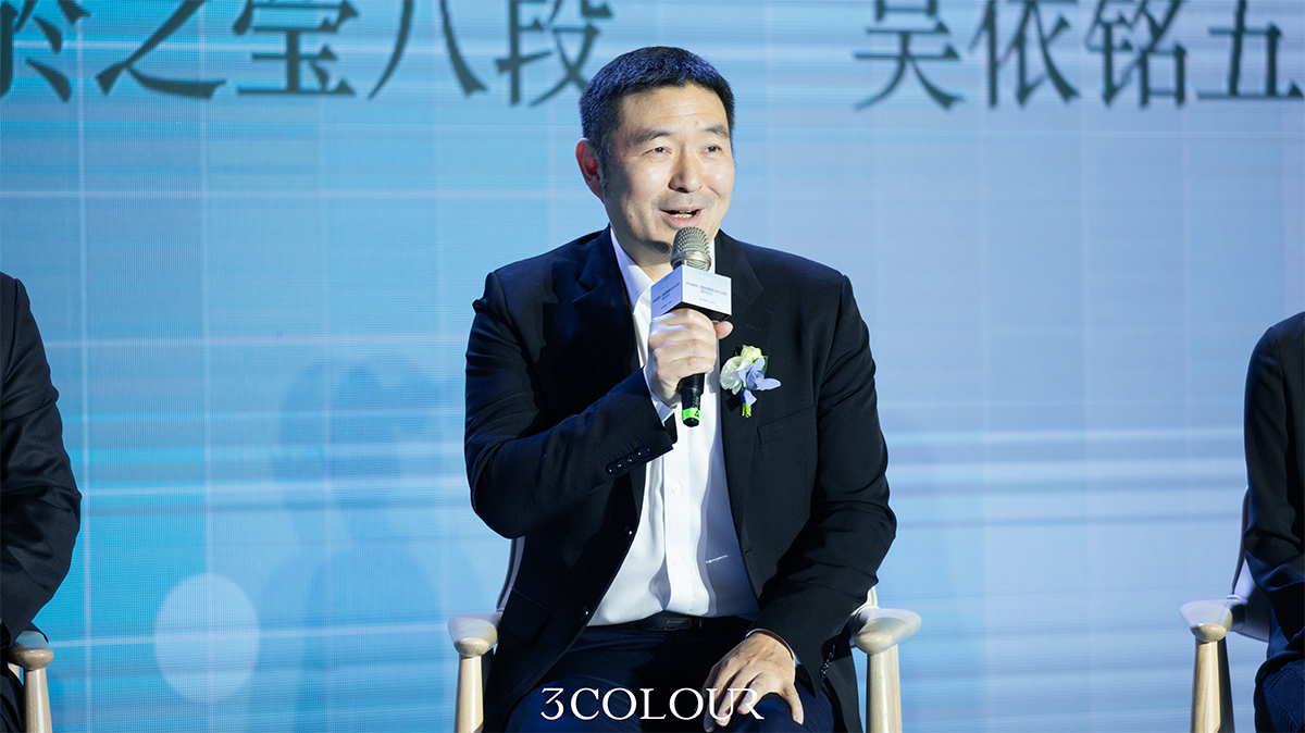 卓尚服飾丨齊聚王者之師，共尚凌云之志